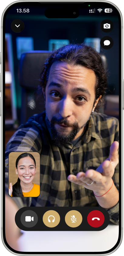 A Ghost video call seen from the caller's phone